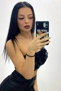 Nicky Escort Private Models in Berlin